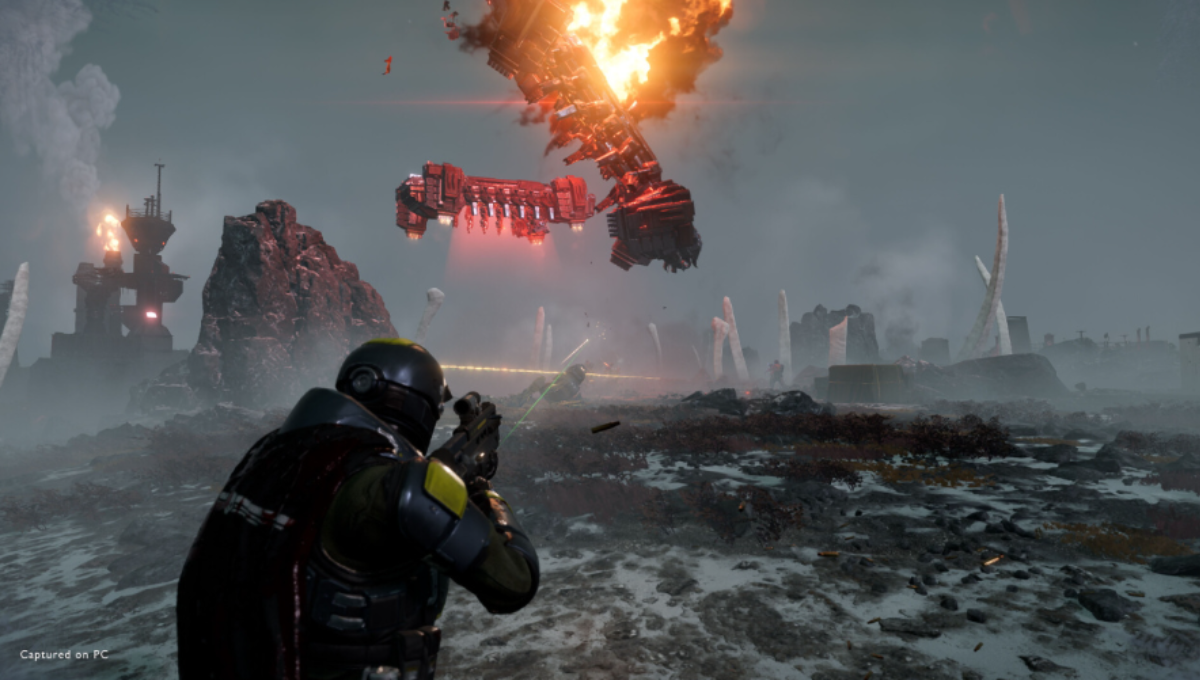 Helldivers 2 squad dropping into a battlefield with explosions in the distance on Xbox Series XS