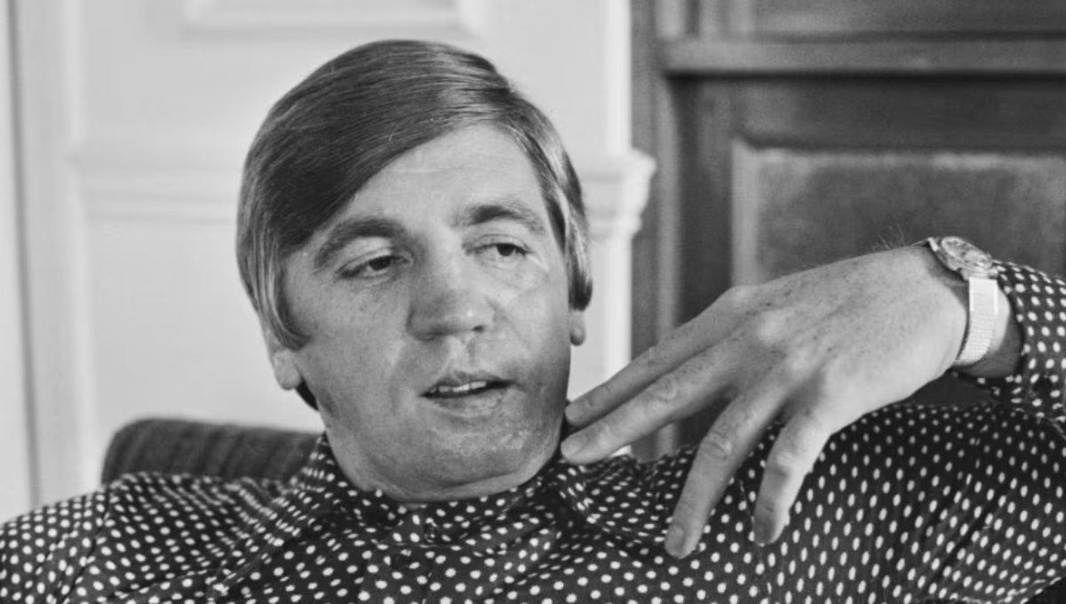 Archival photo of Sheriff Buford Pusser beside a patrol car, overlaid with a case-file graphic labeled “Pauline Pusser 1967”