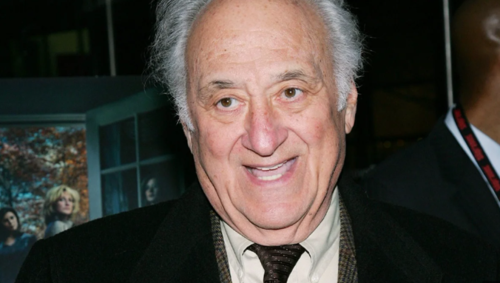 Jerry Adler as Hesh Rabkin in a contemplative pose from HBO’s The Sopranos