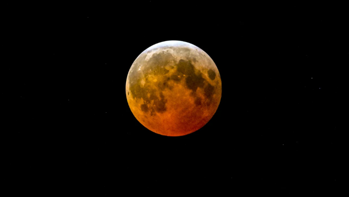 Full Moon September 2025: Total Lunar Eclipse Timing, Visibility & Viewing Guide
